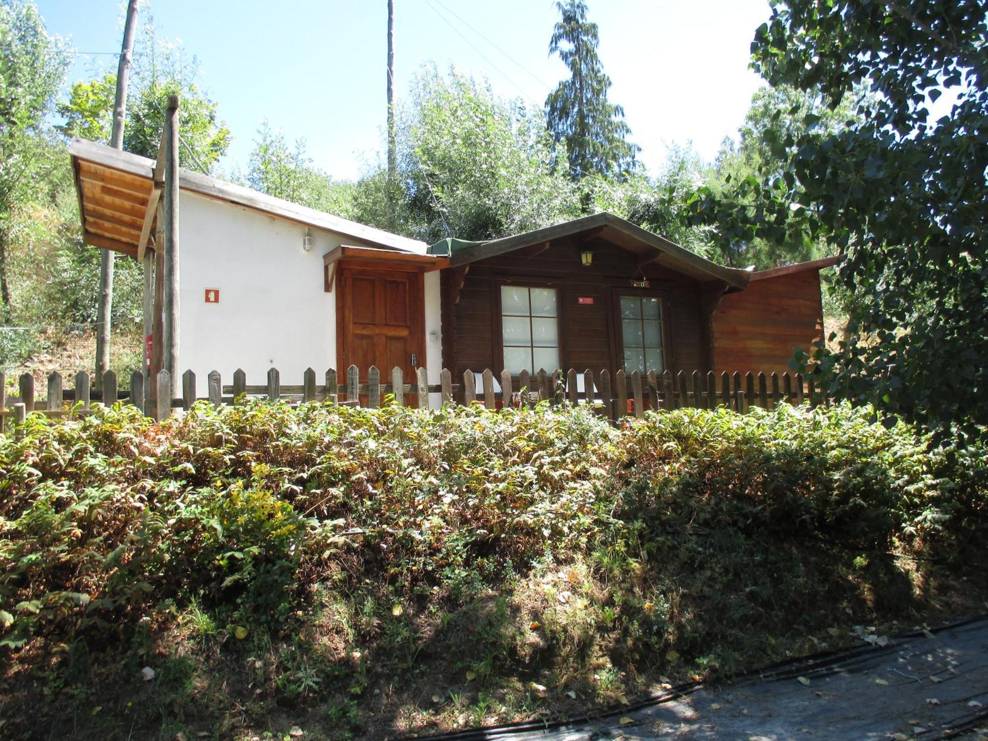 Vale de Pradinhos Bungalow "A Choupana" - Quinta Da Carvoica - Vale Pradinhos المظهر الخارجي الصورة