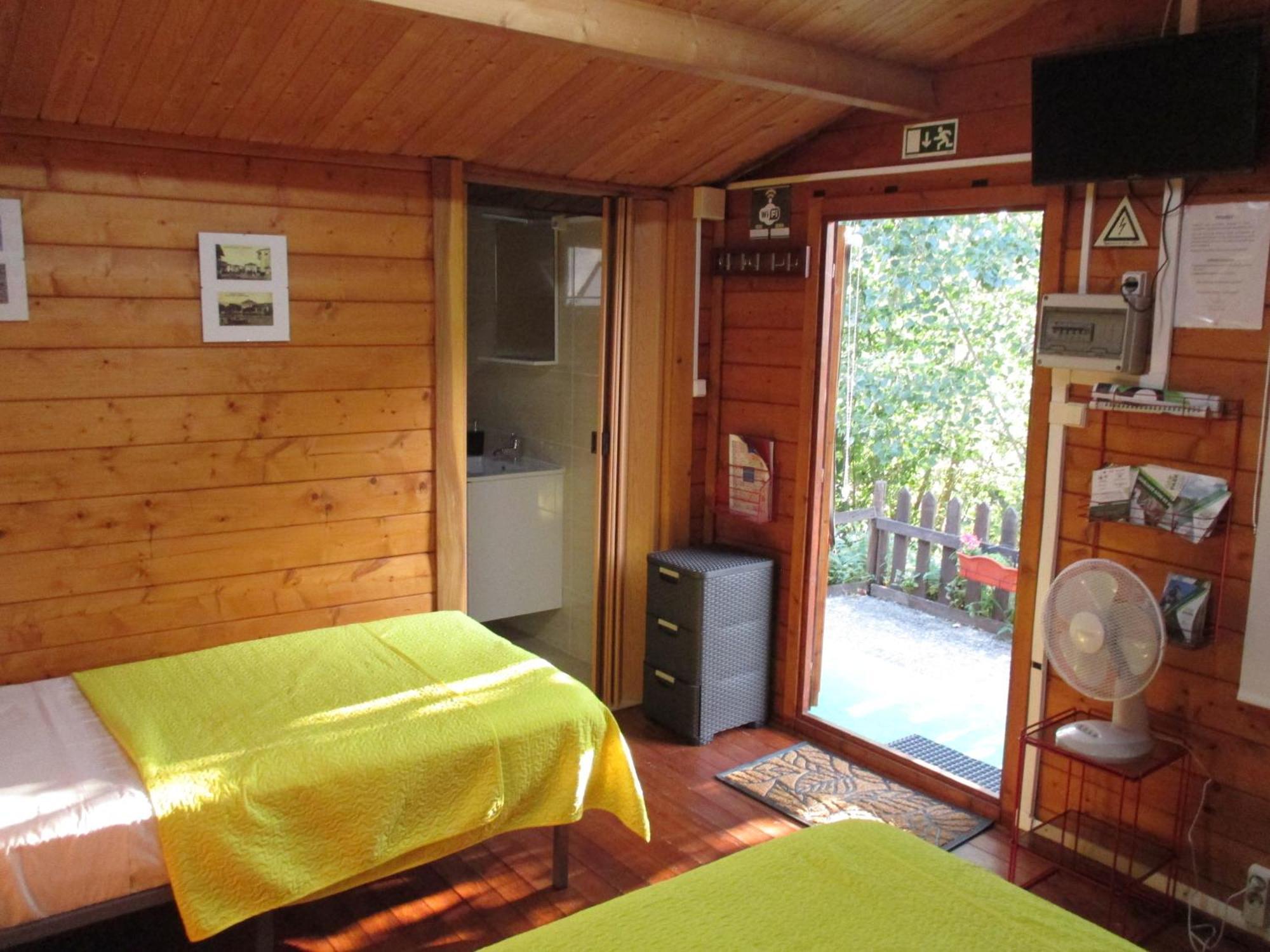 Vale de Pradinhos Bungalow "A Choupana" - Quinta Da Carvoica - Vale Pradinhos المظهر الخارجي الصورة